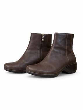 Rockport Dark Brown Waterproof Leather Ankle Boots – Size 9.5 EUC